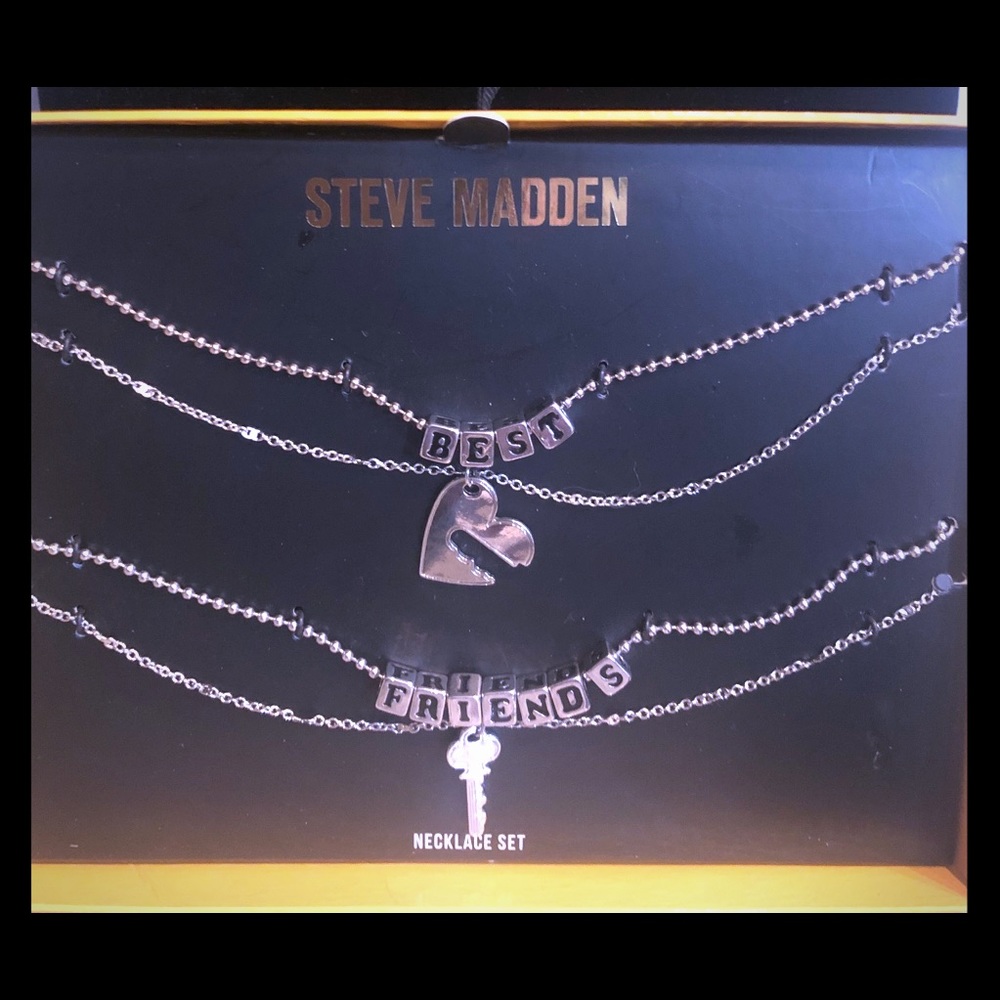Steve Madden 4 piece necklace set